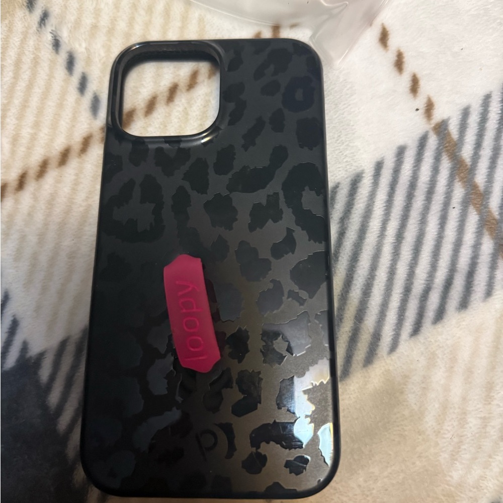 Loopy Case Black with Leopard Pattern Phone Case 

for IPhone 13 Pro Max